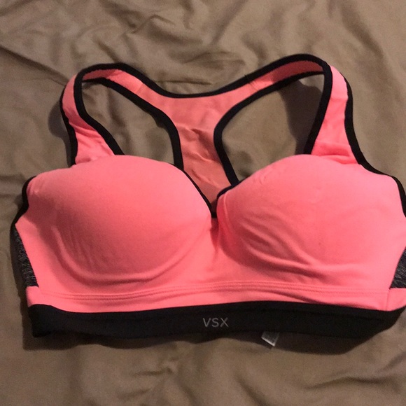 Victoria’s Secret sports bra - Picture 1 of 3